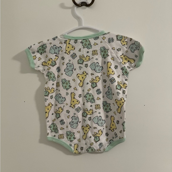 Vintage Animal Onesie - Picture 2 of 3